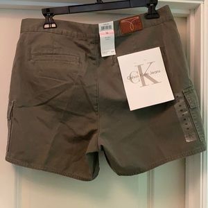 NWT! Calvin Klein womens cargo shorts